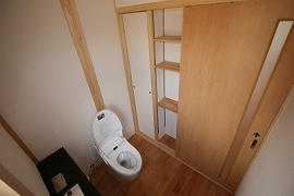 水回り（トイレ）の施工例1
